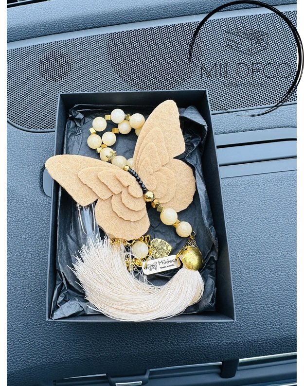 Automobilio aksesuaras DRUGELIS , kvepiantis 1