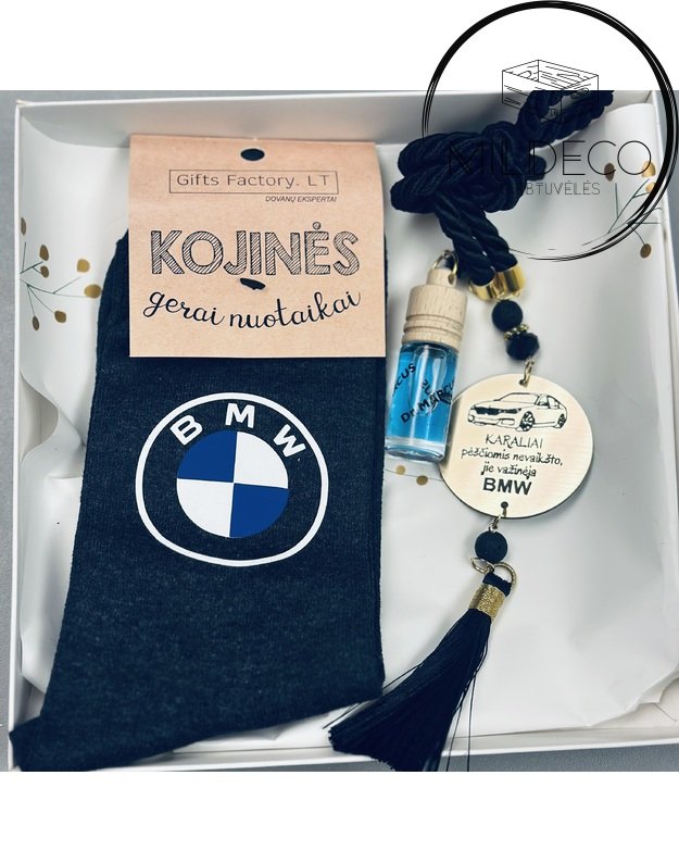 BMW komplektas